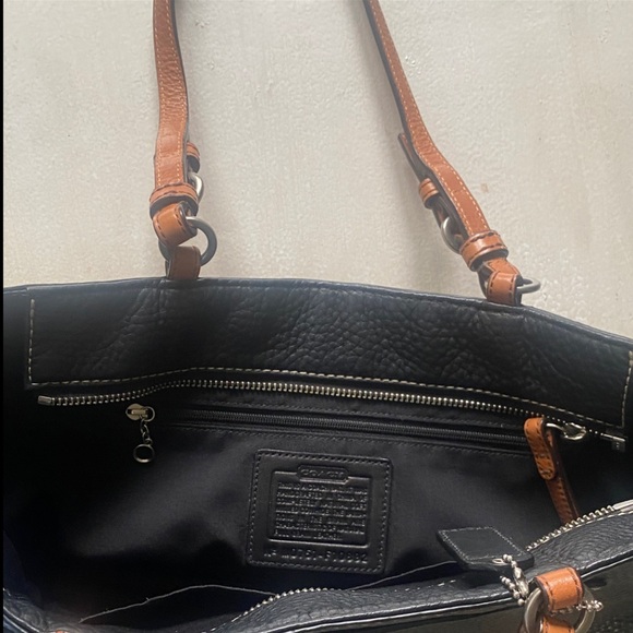 Vintage Coach Tote in pebbled leather - Picture 11 of 11